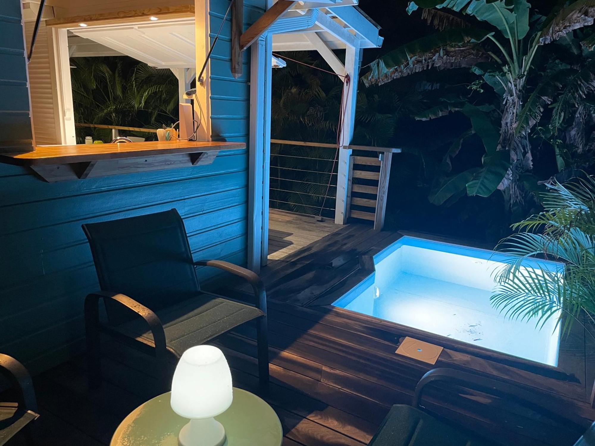 Tres Joli Bungalow Et Sa Petite Piscine Privee Riviere-Salee Eksteriør bilde